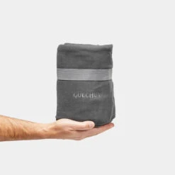 Quechua COUVERTURE EN POLAIRE - 150 X 130 CM -Kit Camp Aventure Magasin couverture en polaire 150 x 130 cm 2