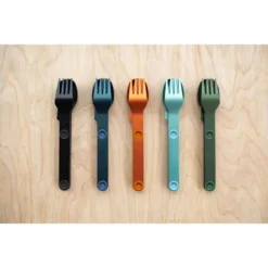 SET COMPLET DE 5 JEUX DE 3 COUVERTS MAGNÉTIQUES CAMPING EN ALUMINUM DUR - ÉTUI -Kit Camp Aventure Magasin set complet de 5 jeux de 3 couverts magnetiques camping en aluminum dur etui 4