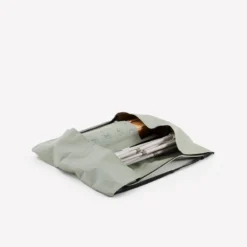 Quechua TABLE DE CAMPING COMPACTE 4/6 PERSONNES - PLATEAU BOIS - POCHE DE RANGEMENT -Kit Camp Aventure Magasin table de camping compacte 46 personnes plateau bois poche de rangement 3